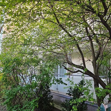 Maison Bruehl - Apartamenty Przy Ogrodzie Saskim Warsawa Bagian luar foto